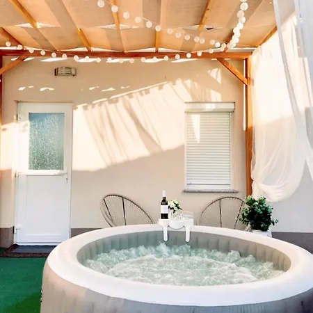 Holiday House 