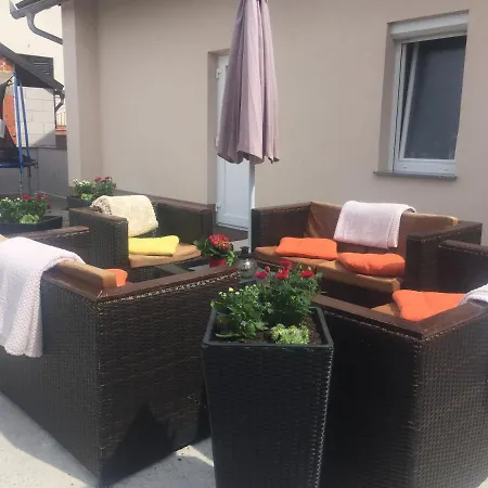 Holiday House 